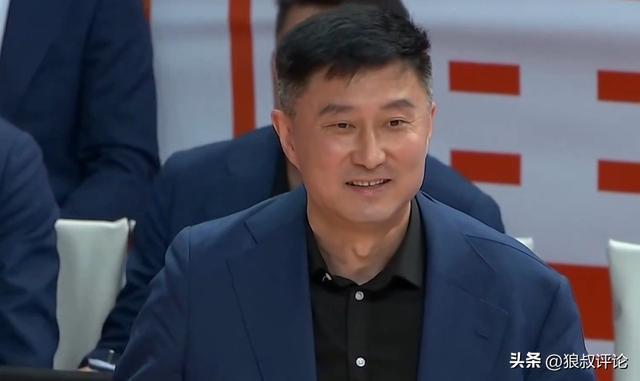 在线体育-杜锋：拉科塞维奇首秀整体表现不错，但防守和分享球还需要磨合